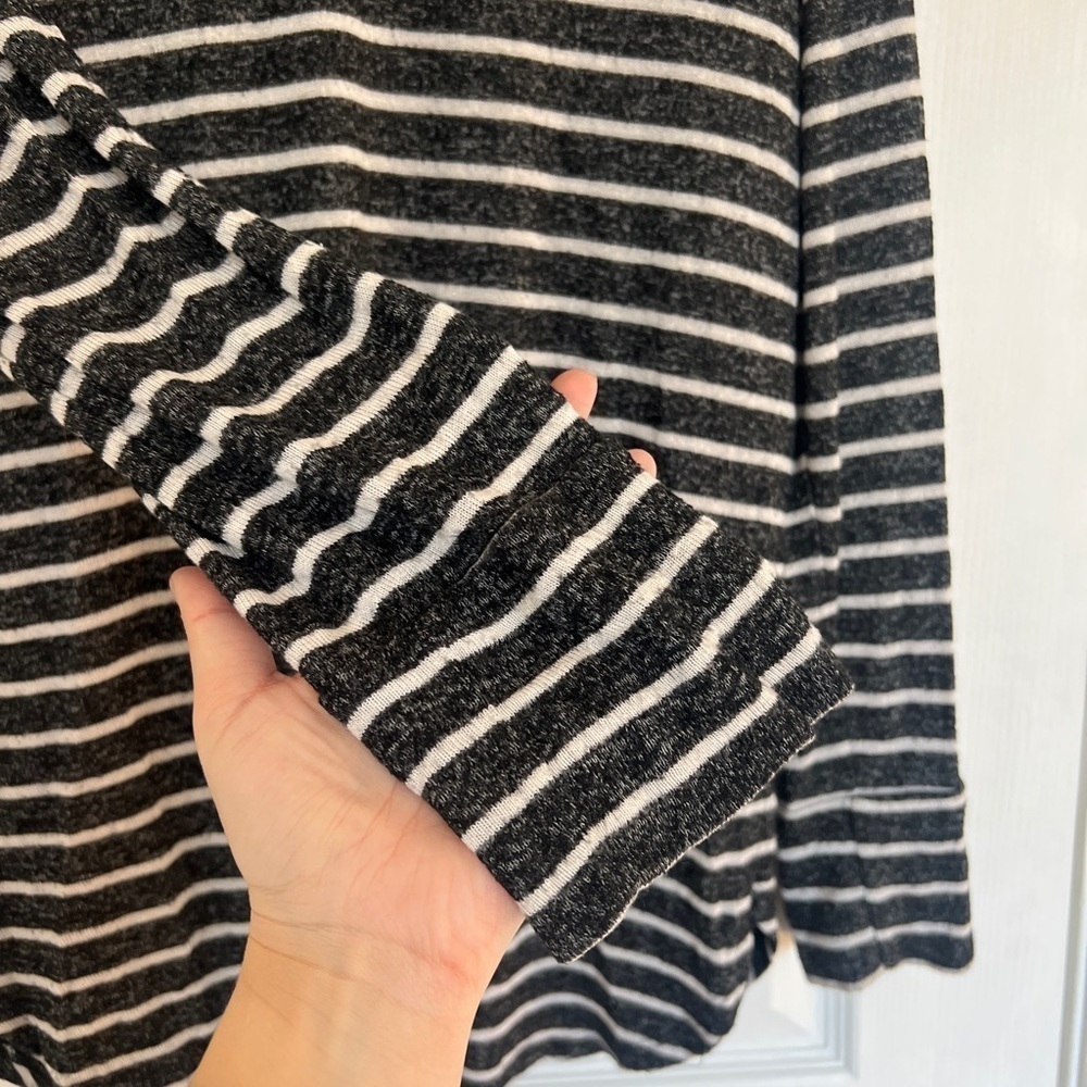 2 for $10 | Stitch Fix Tarlio Brushed Cowl Neck Knit Striped Top Medium - Picture 3 of 8